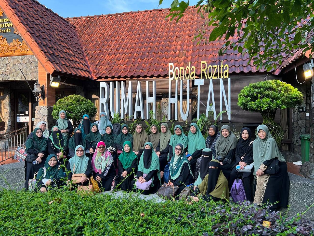 Program Anniversary JRM Holistik yang Ke- 14 Tahun dan Program Sejuta Rahmat di Rumah Hutan Terapi Alam — 6