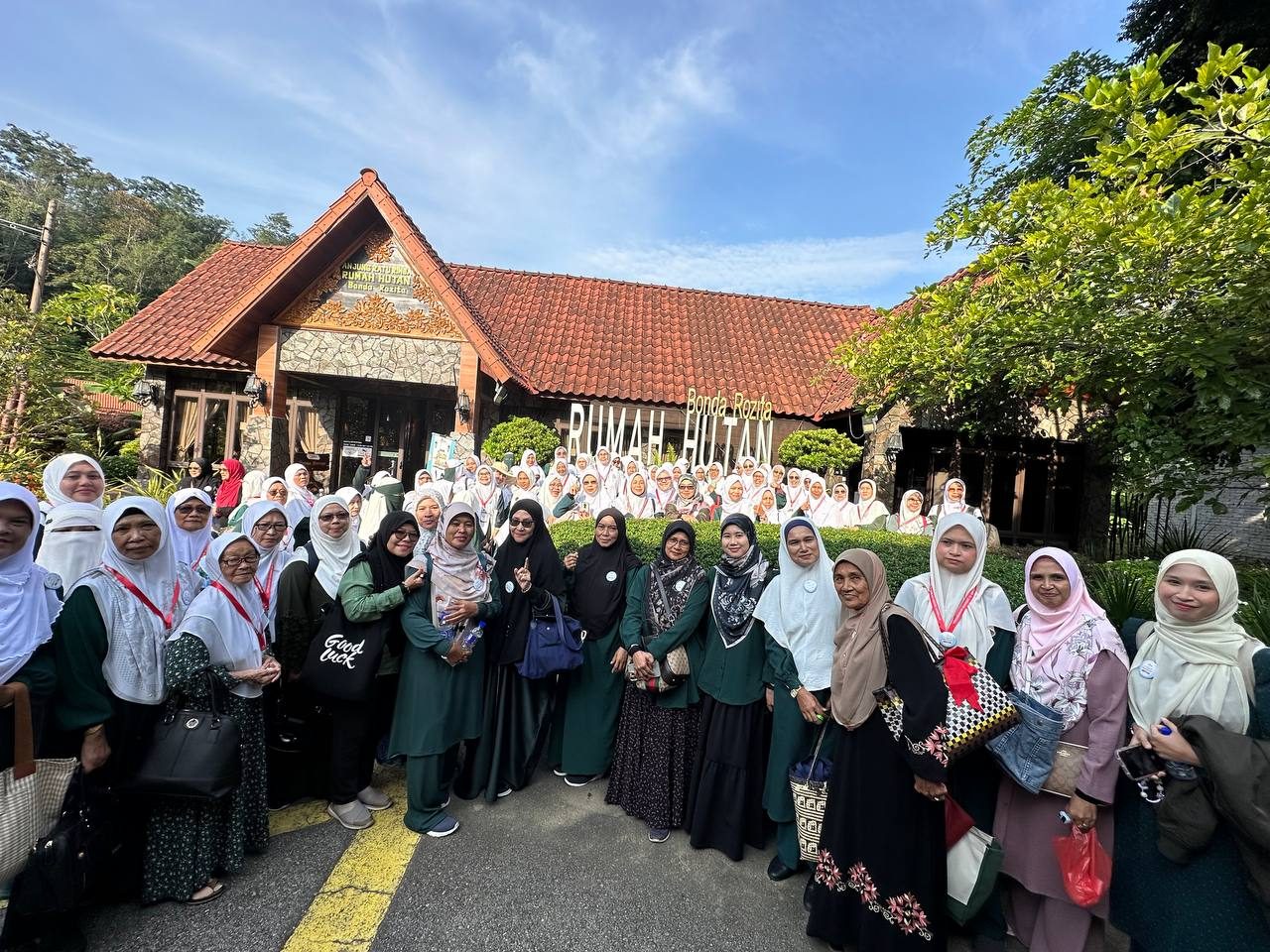 Program Sejuta Rahmat di Rumah Hutan Terapi Alam — 1
