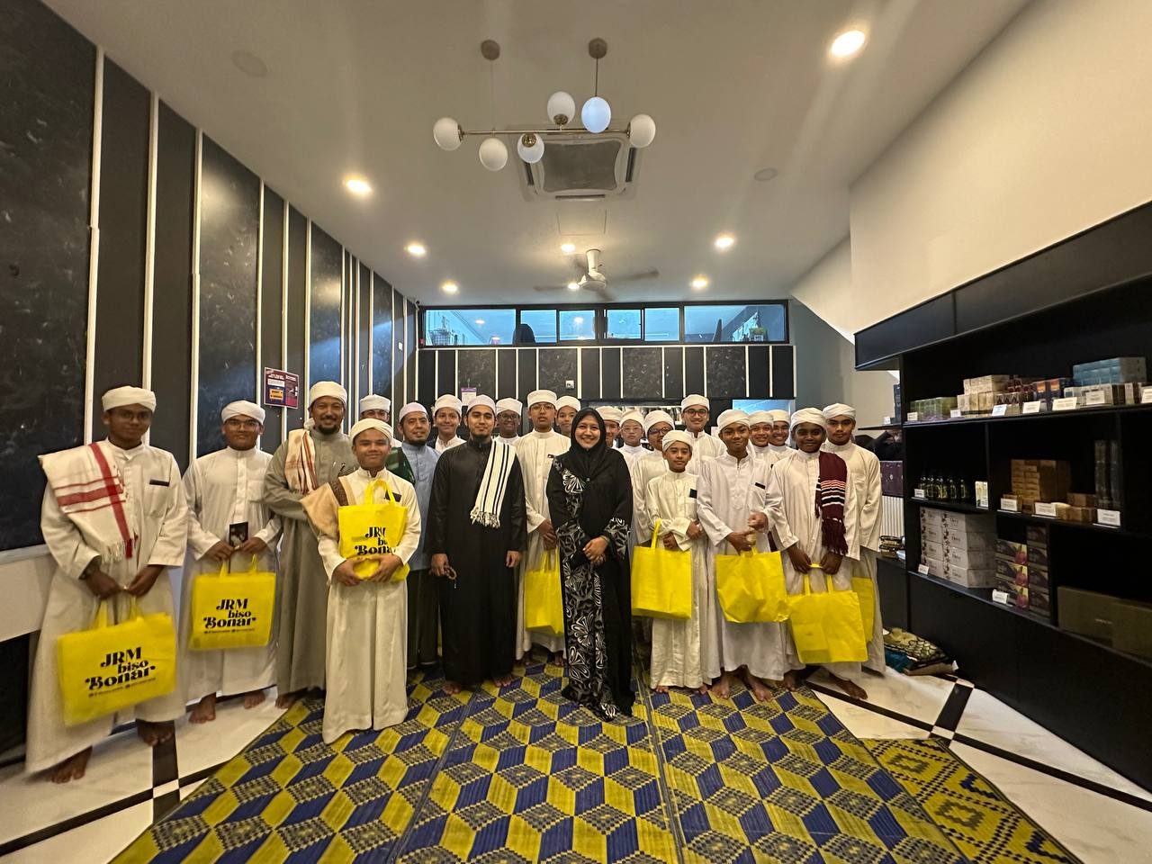 Majlis Bacaan Doa Selamat dan Solat Berjemaah di Outlet JRM Holistik Negeri Sembilan — 1