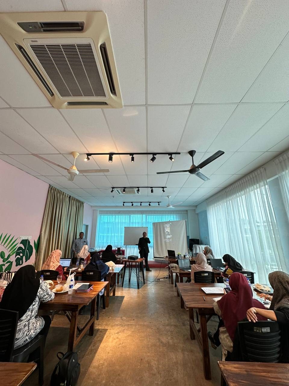 Kelas Whitelist dan Editing Video bersama Coach Maxx 11 Januari 2025 — 5