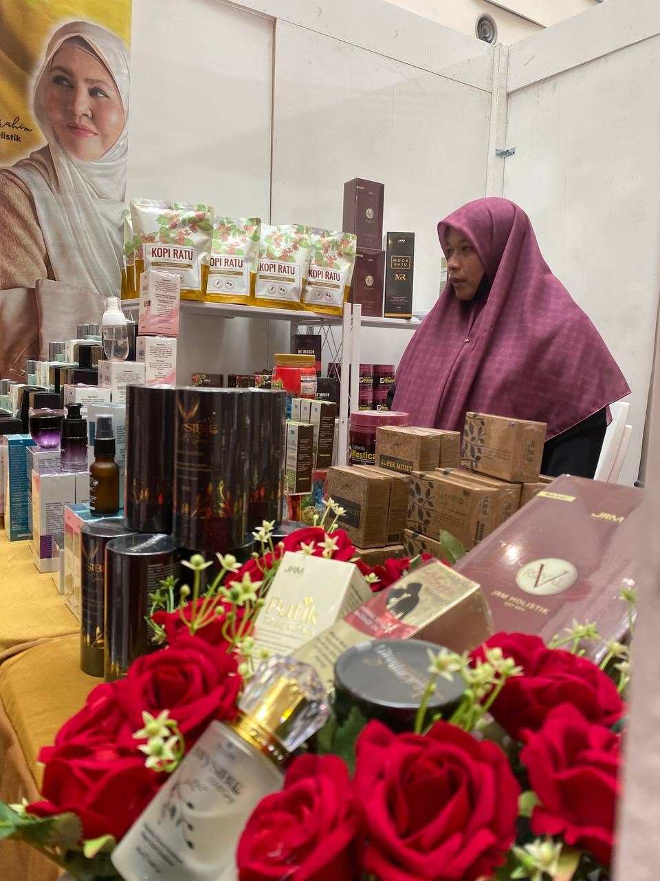 Pembukaan Booth JRM Holistik sempena Festival Pengantin Mydin Mall Seremban 2 — 3
