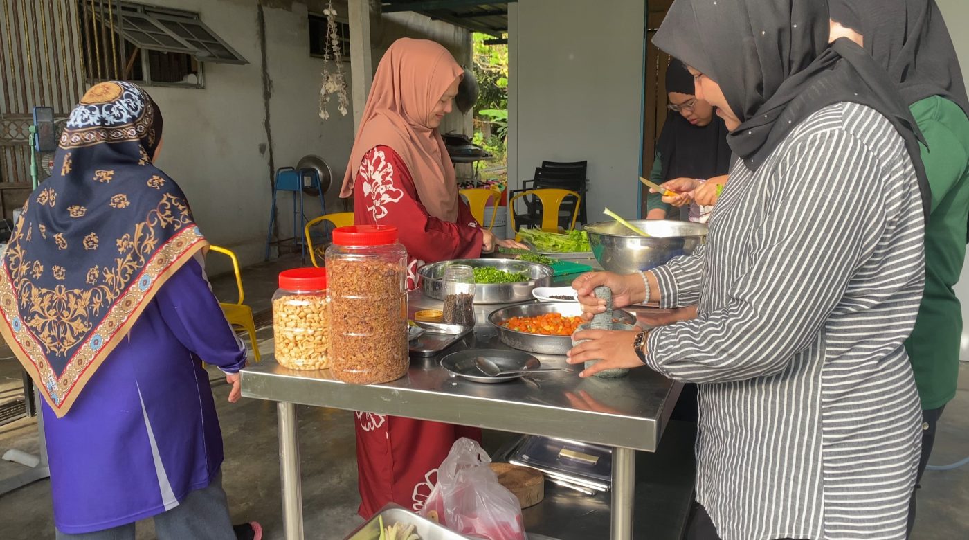 CSR Edaran Bubur Lambuk Anjuran OBSB di Outlet JRM Negeri Sembilan 14 Mac 2025 — 4
