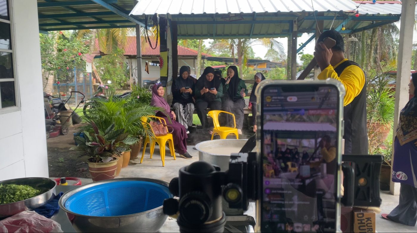 CSR Edaran Bubur Lambuk Anjuran OBSB di Outlet JRM Negeri Sembilan 14 Mac 2025 — 7
