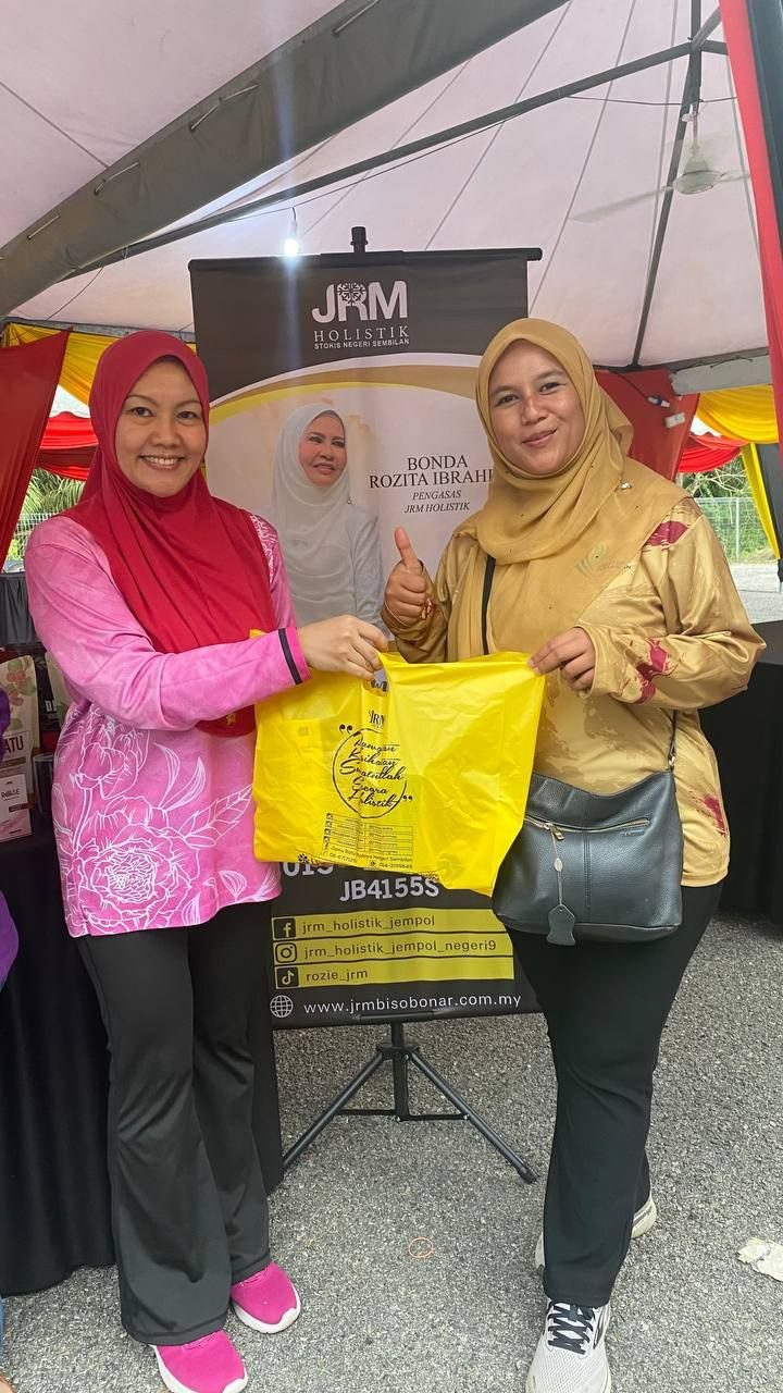 Booth Pengedar, Puan Fatimah dan Puan Roziah sempena Karnival Sentuhan Madani Felda 21 Jun 2025 dan 22 Jun 2025 — 6