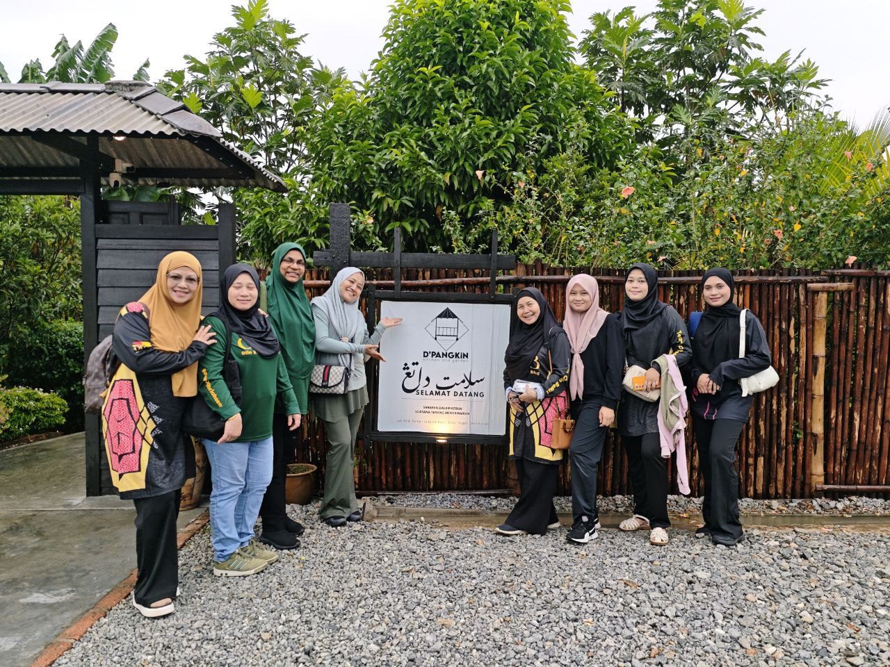 Program bersama Teamnogoriohsem, (Sarapan Pagi, Briskwalk dan Hiking) di Nilai, Negeri Sembilan 12 Julai 2025 — 1