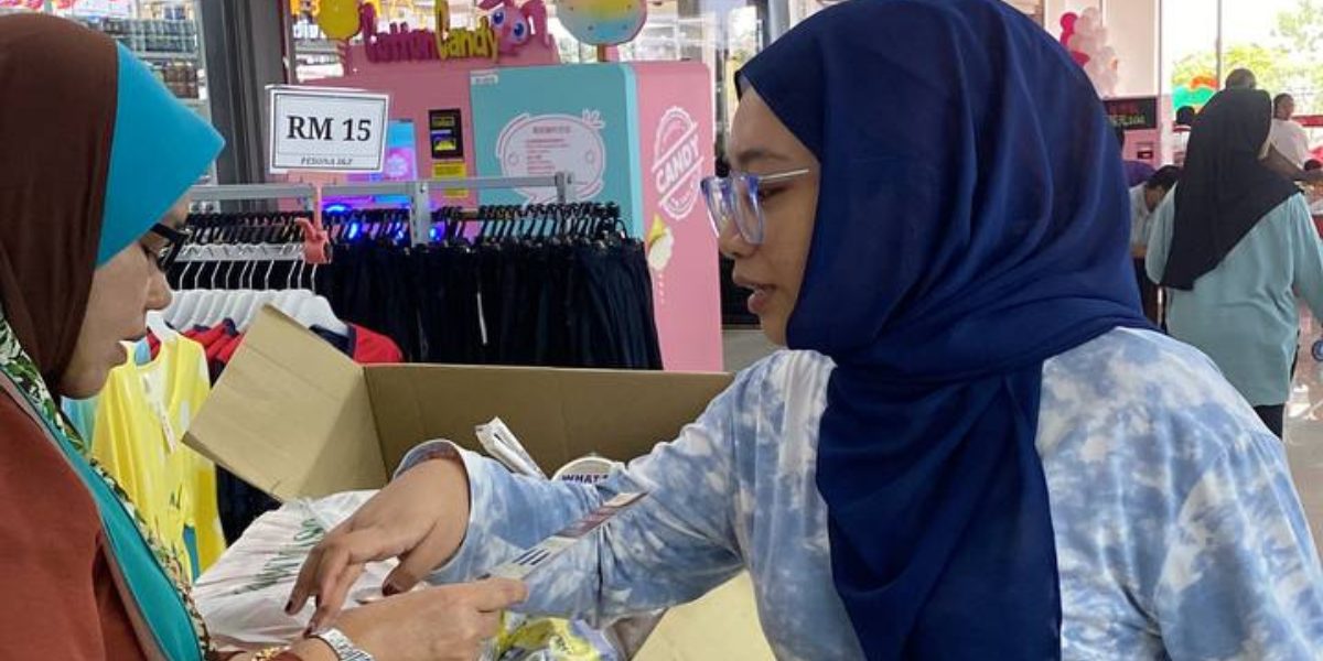 Program Edaran Flyer di ST Rosyam Mart, Senawang