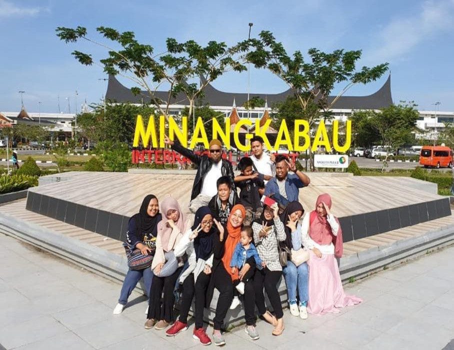 Company Trip Reward Staff OBSB Padang Indonesia