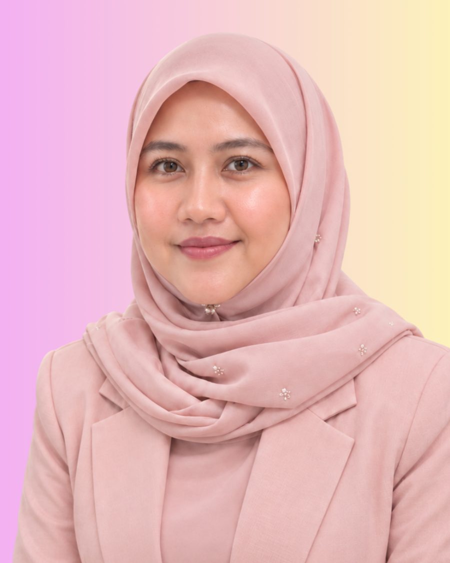Puan Nazatul Azlin Abdullah